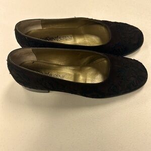 Yves Saint Laurent Floral Embroidered Flats Sz 7 Vintage Quiet Luxury Timeless